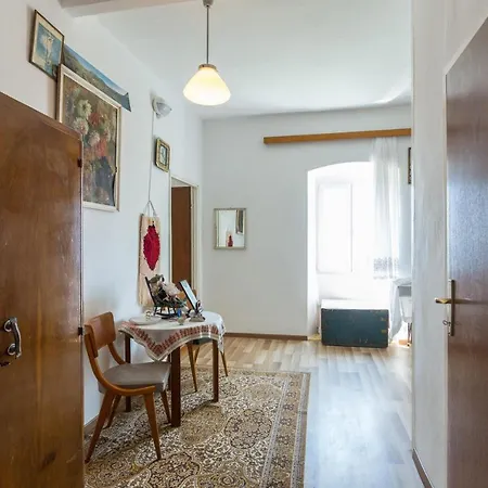Perovic- Studio *